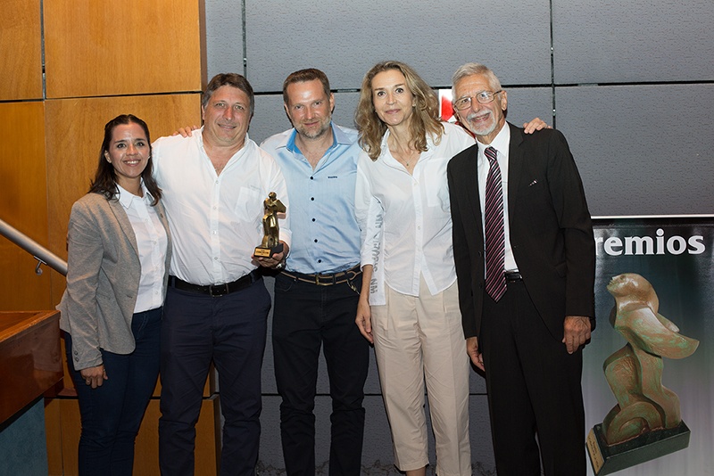 El Grupo Volvo recibe el premio Luchemos por la Vida 2019